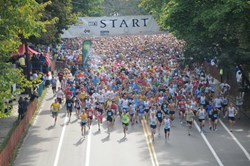 myway mobile storage of pittsburgh takes part in Richard S. Caliguiri City of Pittsburgh Great Race